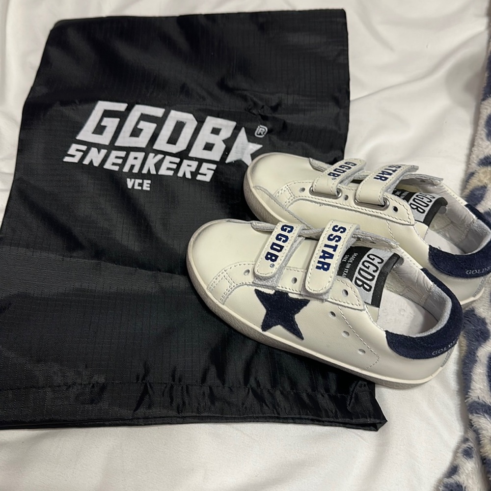 kids 23 golden gooses NEW! got the wrong size